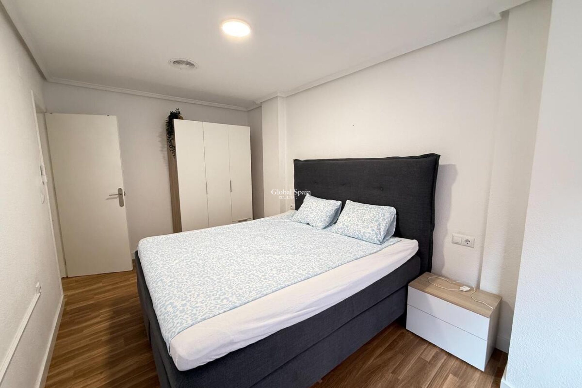 Venta - APARTAMENTO -
TORREVIEJA - Costa Blanca