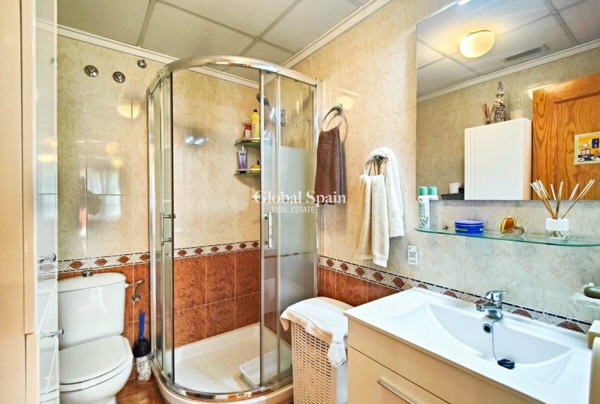 Venta - APARTAMENTO -
TORREVIEJA - Costa Blanca