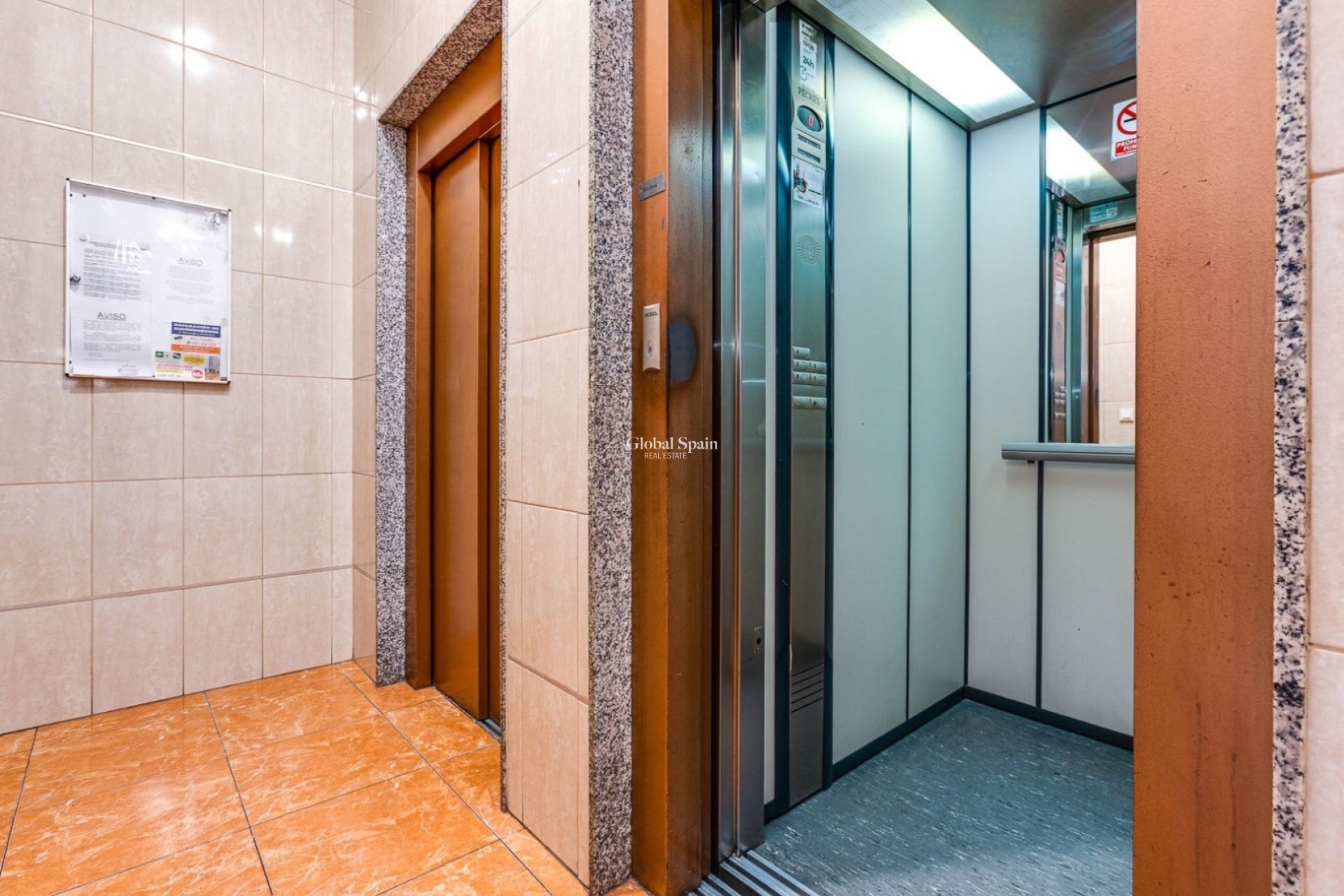 Venta - APARTAMENTO -
TORREVIEJA - Costa Blanca