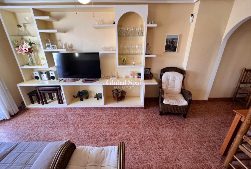 Venta - APARTAMENTO -
TORREVIEJA - Costa Blanca