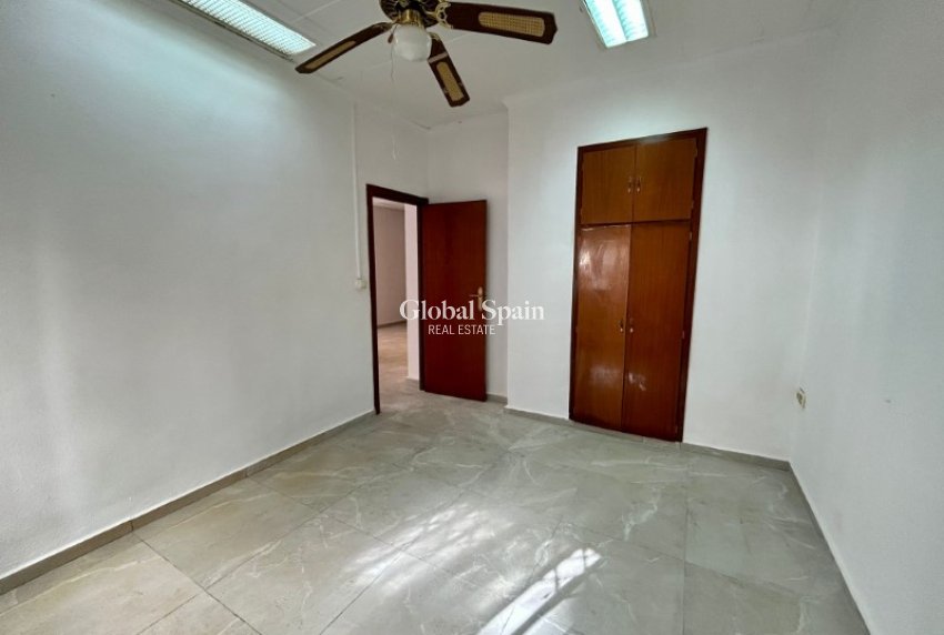 Venta - APARTAMENTO -
TORREVIEJA - Costa Blanca