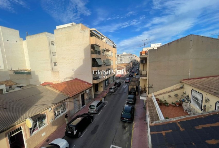 Venta - APARTAMENTO -
TORREVIEJA - Costa Blanca