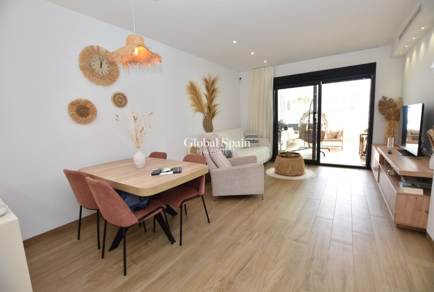Venta - APARTAMENTO -
TORREVIEJA - Costa Blanca