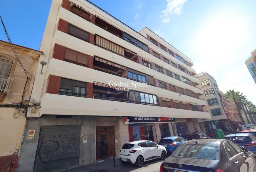 Venta - APARTAMENTO -
TORREVIEJA - Costa Blanca