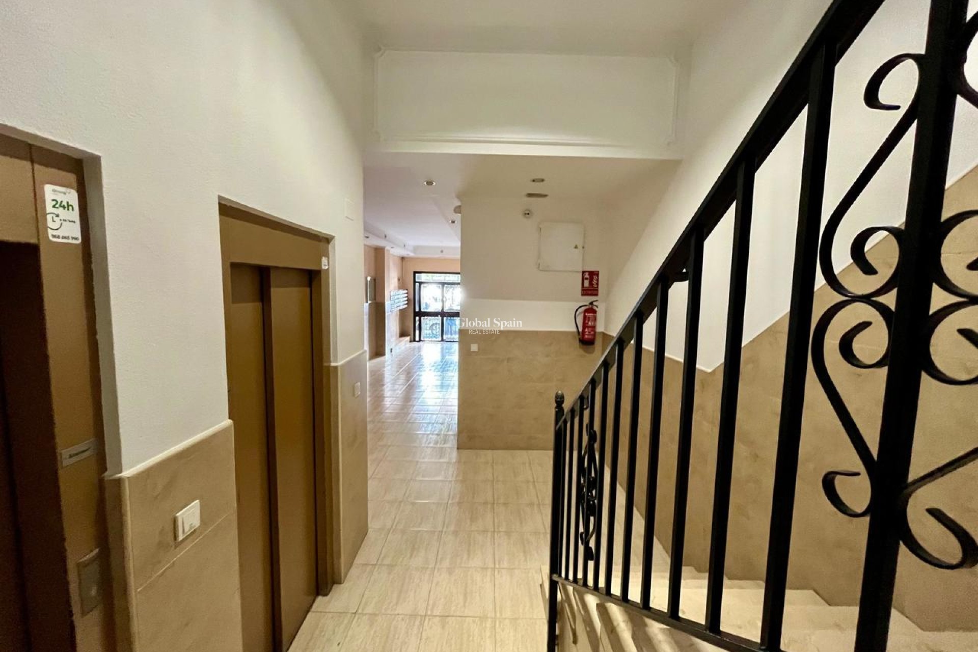 Venta - APARTAMENTO -
TORREVIEJA - Costa Blanca