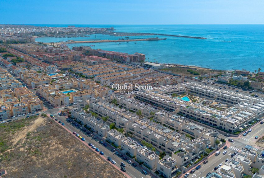 Venta - APARTAMENTO -
TORREVIEJA - Costa Blanca