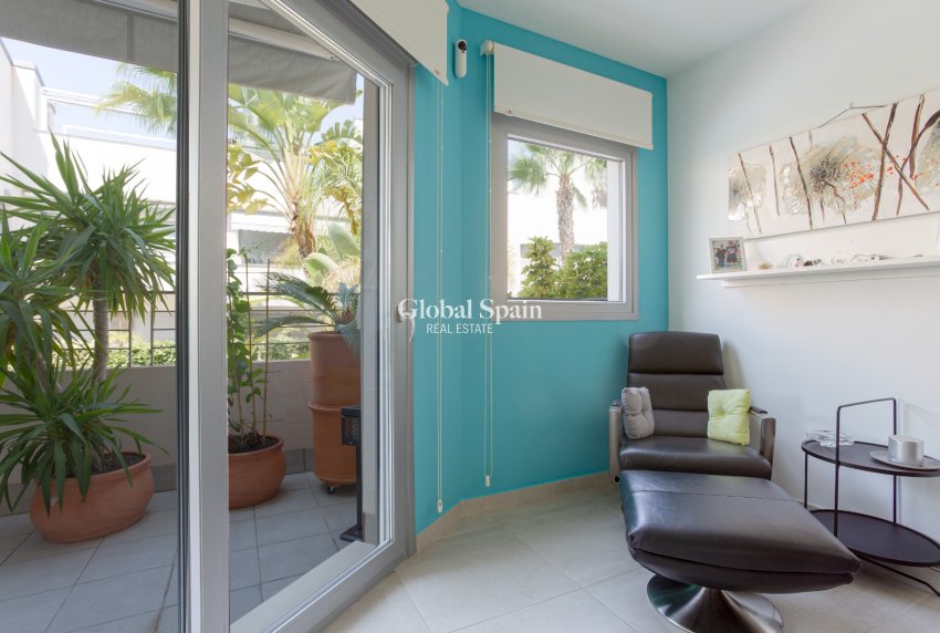 Venta - APARTAMENTO -
TORREVIEJA - Costa Blanca