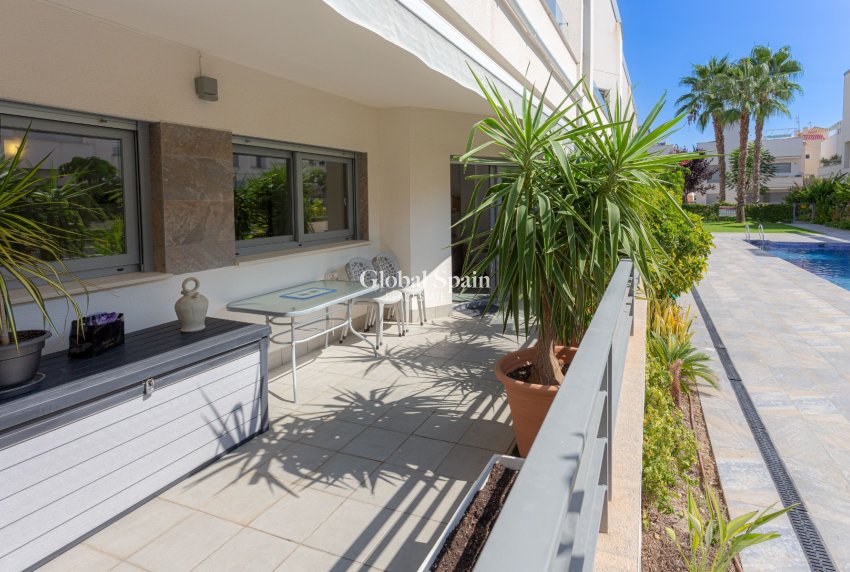 Venta - APARTAMENTO -
TORREVIEJA - Costa Blanca