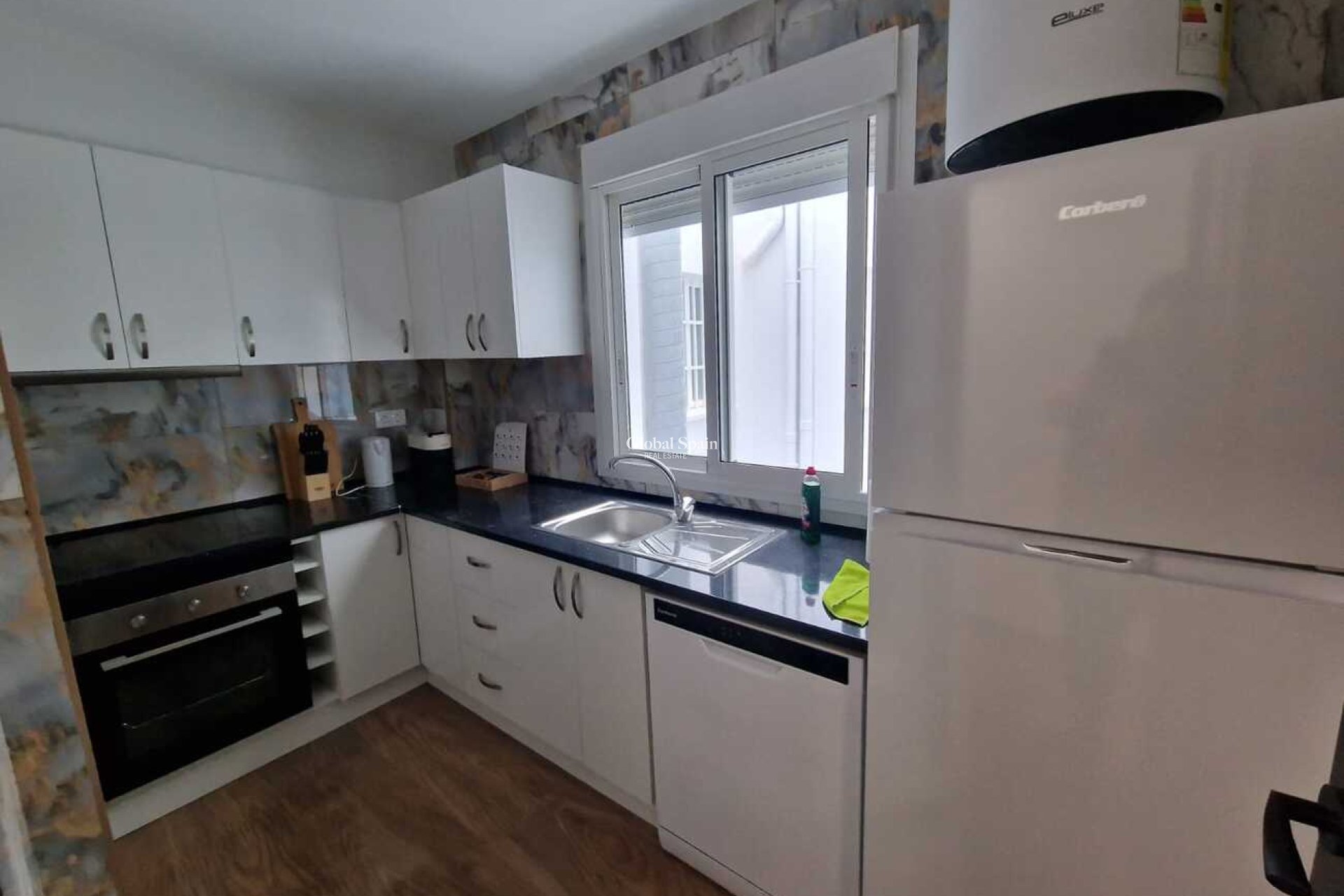 Venta - APARTAMENTO -
TORREVIEJA - Costa Blanca