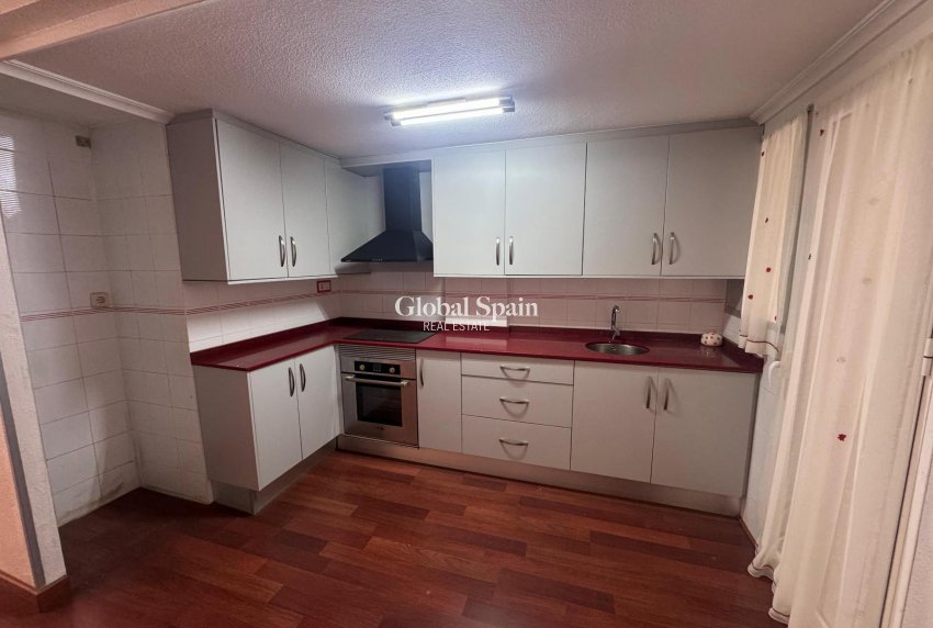 Venta - APARTAMENTO -
TORREVIEJA - Costa Blanca