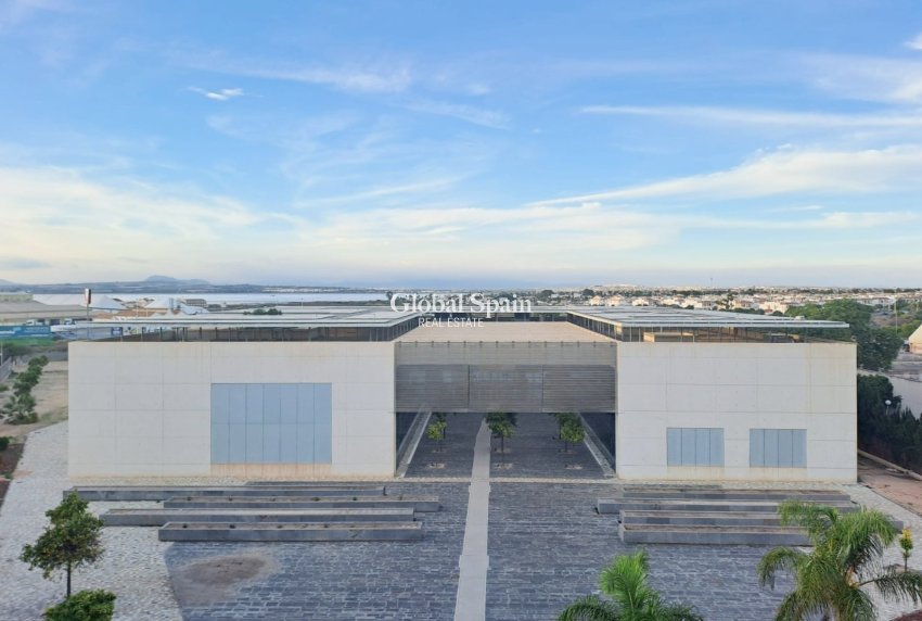 Venta - APARTAMENTO -
TORREVIEJA - Costa Blanca