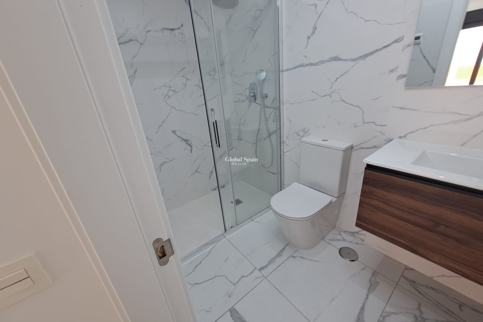 Venta - APARTAMENTO -
TORREVIEJA - Costa Blanca