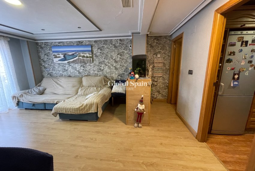 Venta - APARTAMENTO -
TORREVIEJA - Costa Blanca