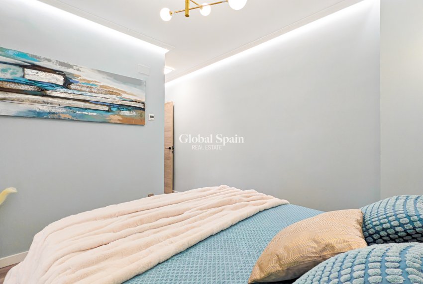 Venta - APARTAMENTO -
TORREVIEJA - Costa Blanca