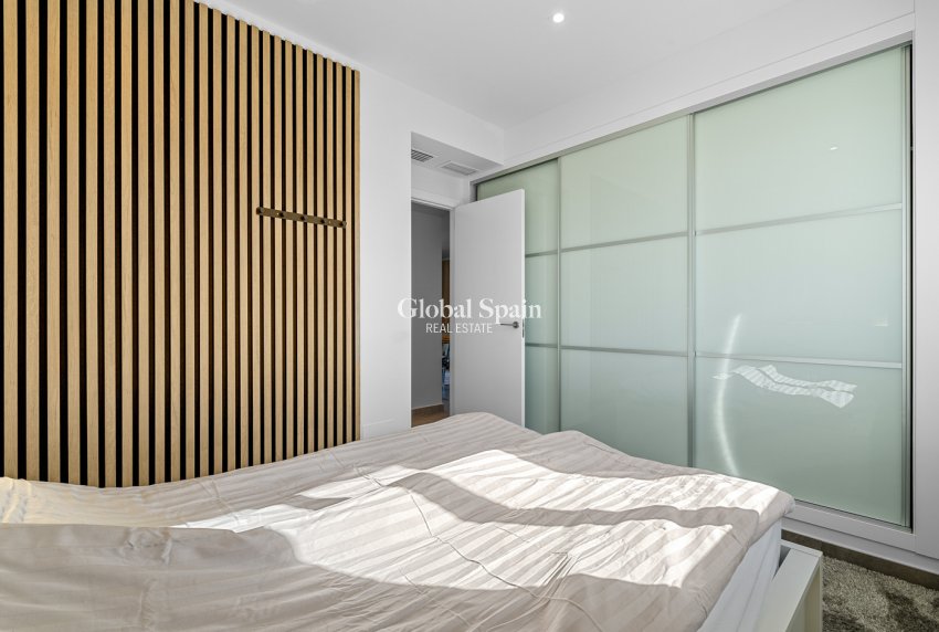 Venta - APARTAMENTO -
TORREVIEJA - Costa Blanca