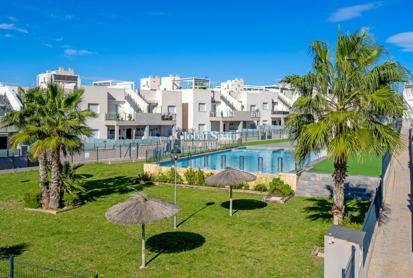 Venta - APARTAMENTO -
TORREVIEJA - Costa Blanca
