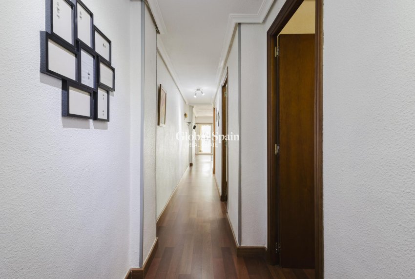 Venta - APARTAMENTO -
TORREVIEJA - Costa Blanca