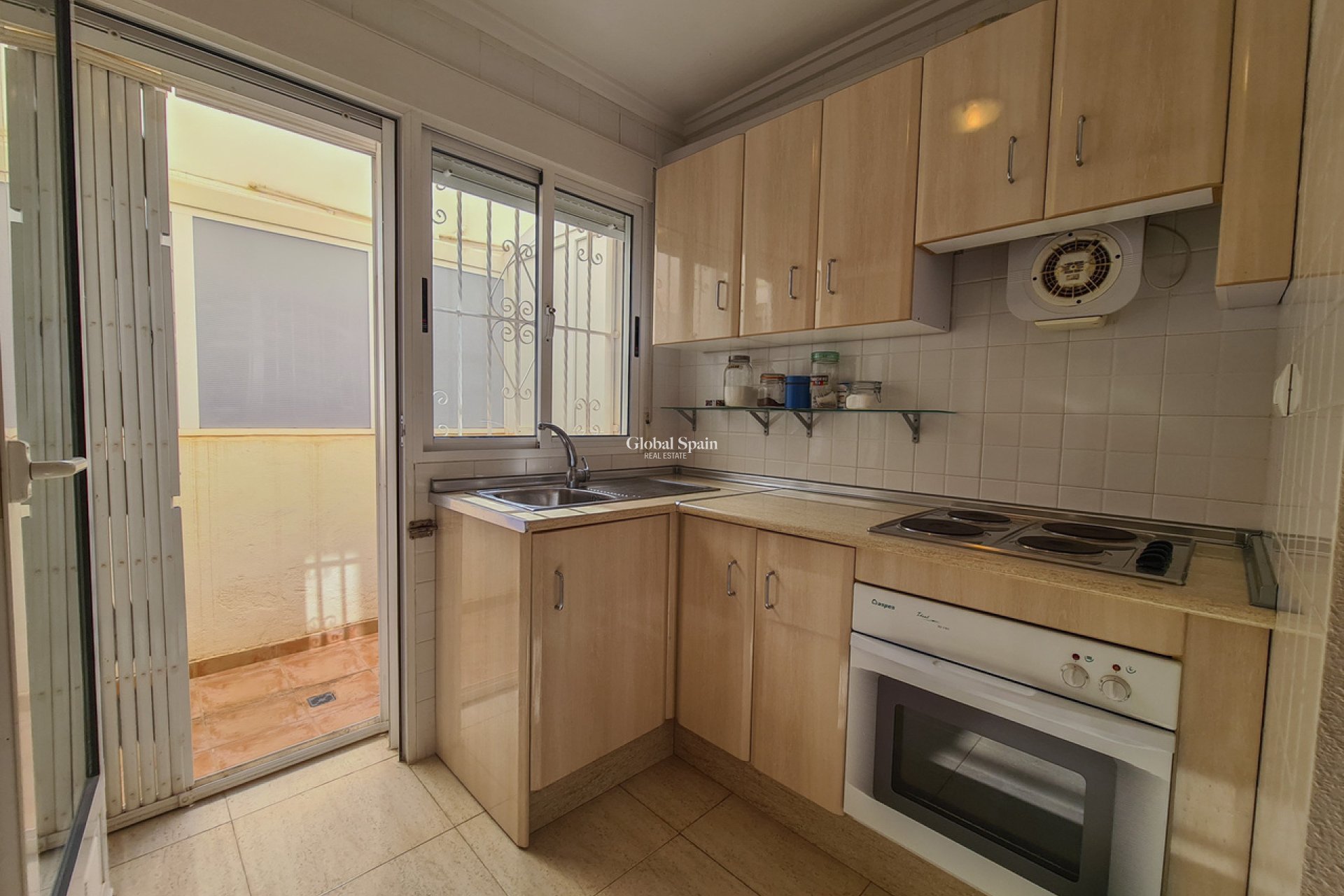 Venta - APARTAMENTO -
TORREVIEJA - Costa Blanca