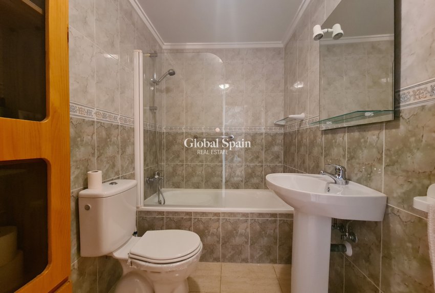 Venta - APARTAMENTO -
TORREVIEJA - Costa Blanca