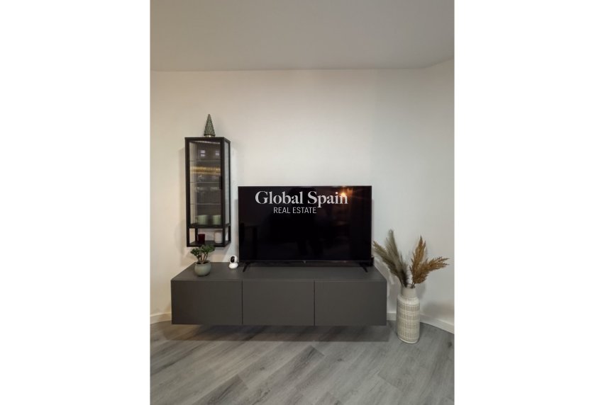 Venta - APARTAMENTO -
TORREVIEJA - Costa Blanca