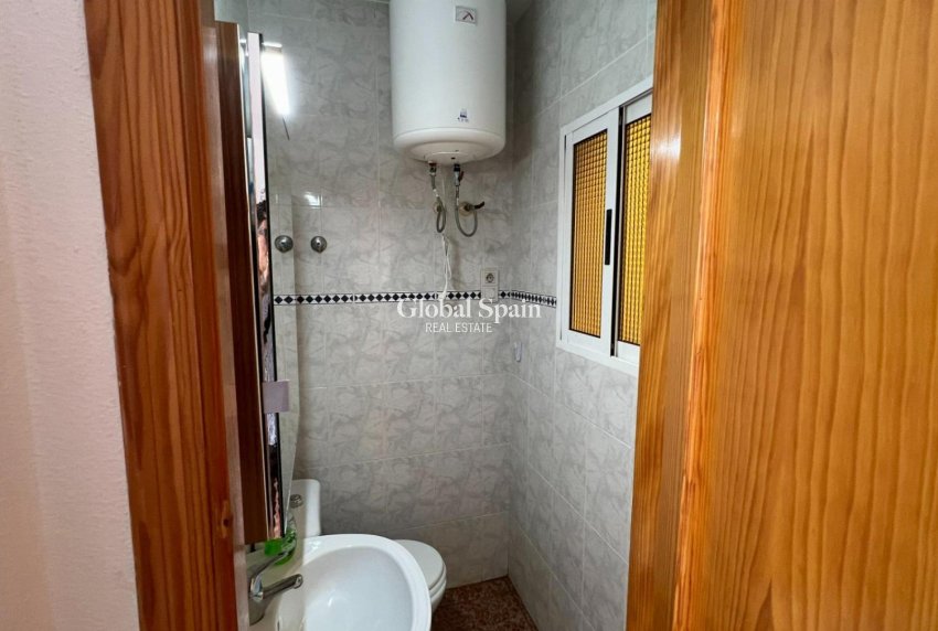 Venta - APARTAMENTO -
TORREVIEJA - Costa Blanca