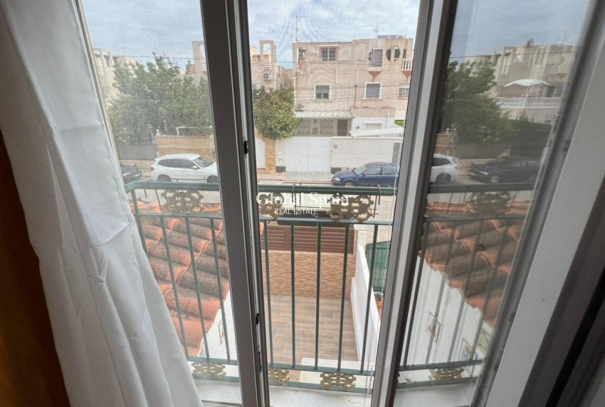 Venta - APARTAMENTO -
TORREVIEJA - Costa Blanca