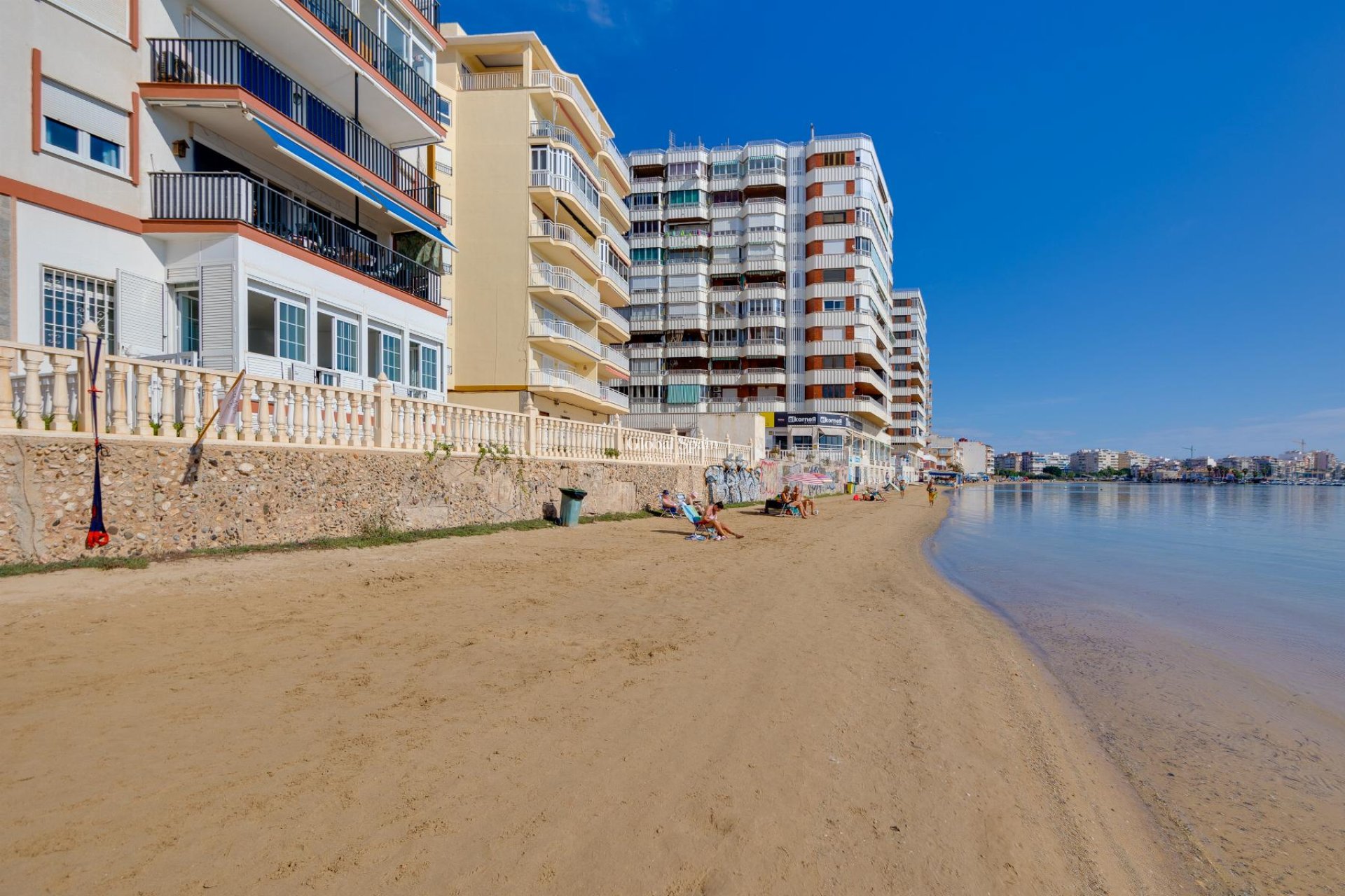 Venta - APARTAMENTO -
TORREVIEJA - Costa Blanca