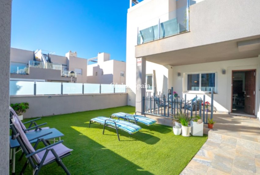 Venta - APARTAMENTO -
TORREVIEJA - Costa Blanca