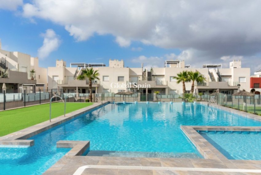 Venta - APARTAMENTO -
TORREVIEJA - Costa Blanca