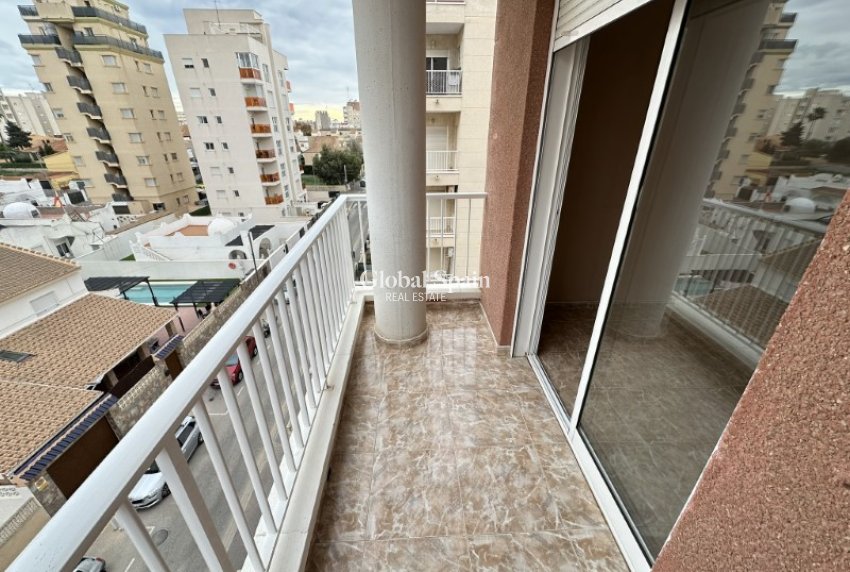 Venta - APARTAMENTO -
TORREVIEJA - Costa Blanca