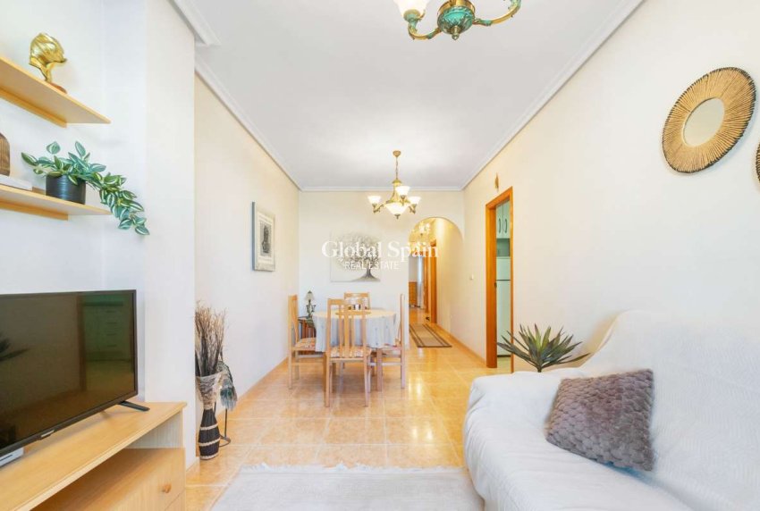 Venta - APARTAMENTO -
TORREVIEJA - Costa Blanca