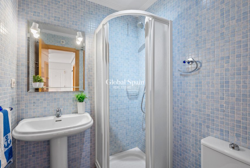 Venta - APARTAMENTO -
TORREVIEJA - Costa Blanca