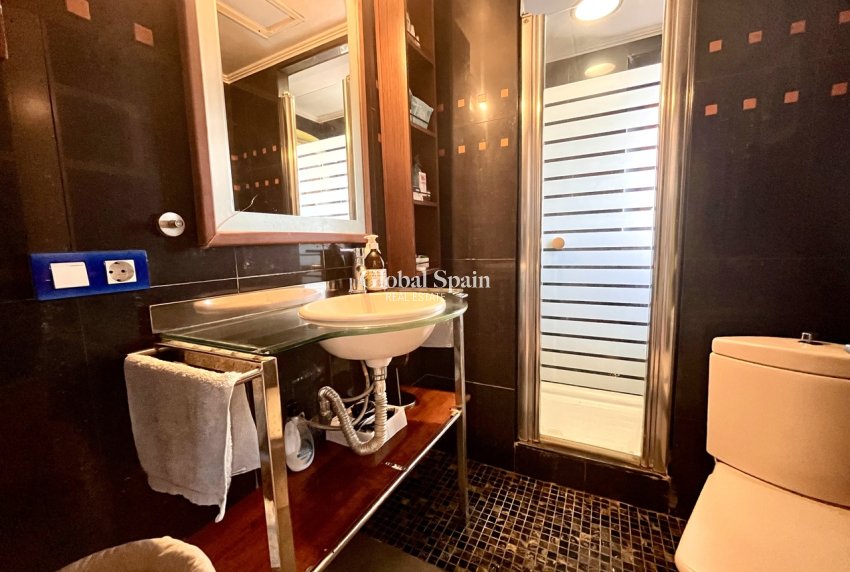 Venta - APARTAMENTO -
TORREVIEJA - Costa Blanca