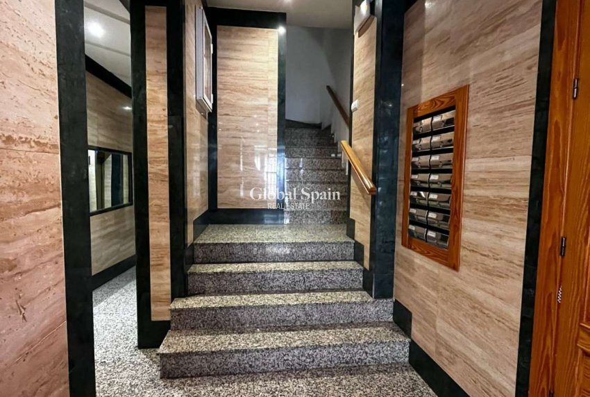 Venta - APARTAMENTO -
TORREVIEJA - Costa Blanca