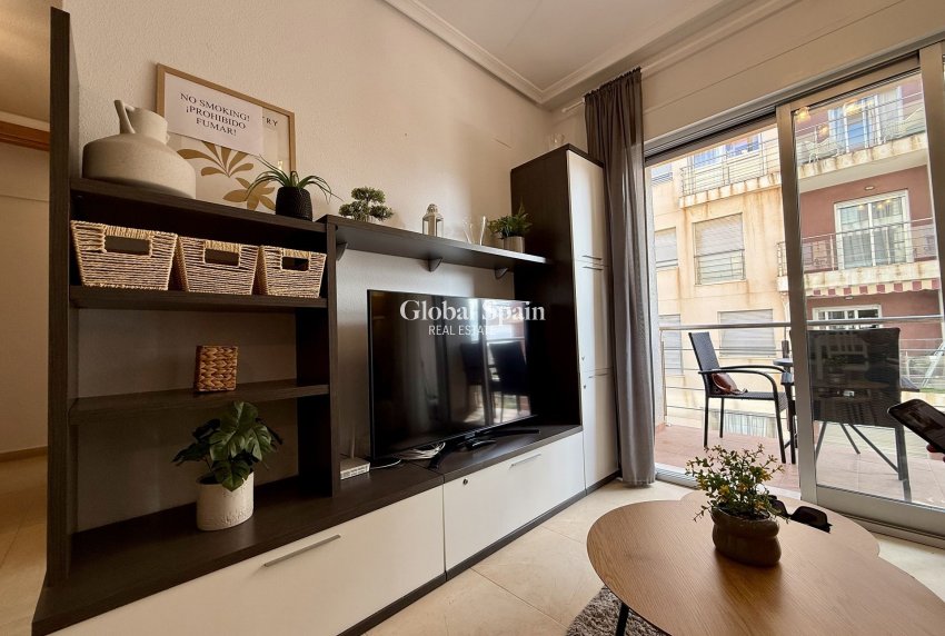 Venta - APARTAMENTO -
TORREVIEJA - Costa Blanca