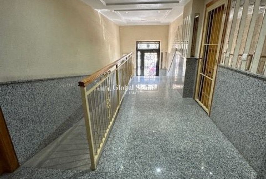 Venta - APARTAMENTO -
TORREVIEJA - Costa Blanca