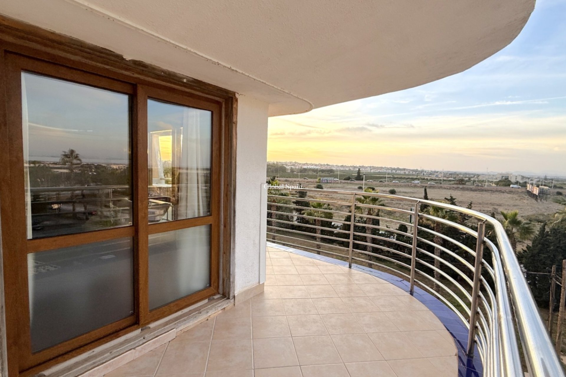 Venta - APARTAMENTO -
TORREVIEJA - Costa Blanca