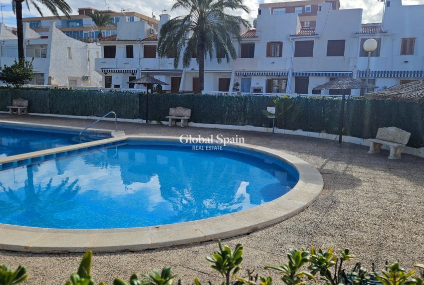 Venta - APARTAMENTO -
TORREVIEJA - Costa Blanca