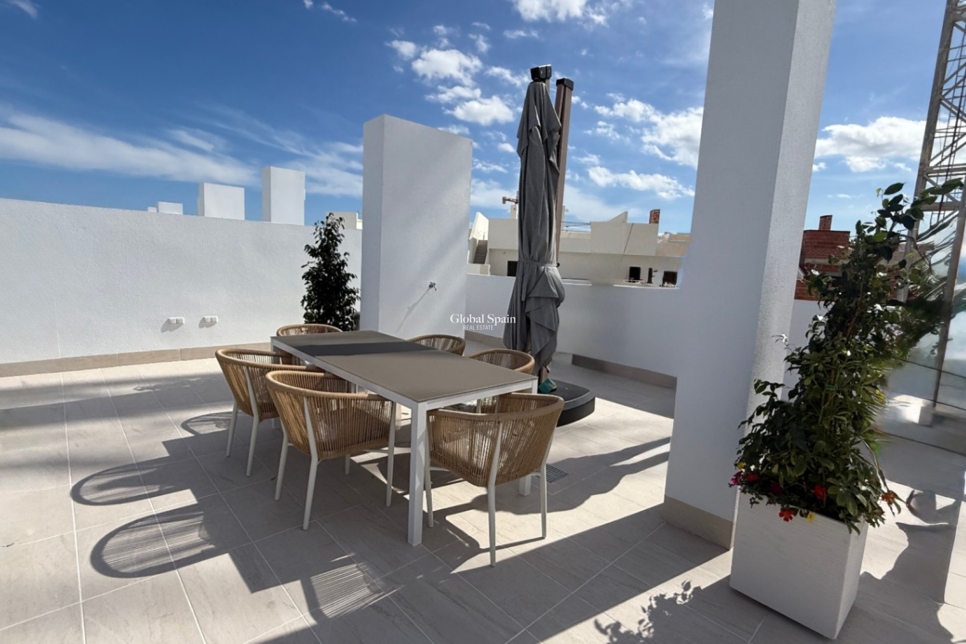 Venta - APARTAMENTO -
TORREVIEJA - Costa Blanca