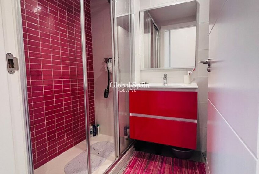 Venta - APARTAMENTO -
TORREVIEJA - Costa Blanca