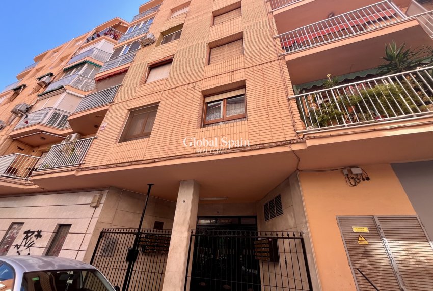 Venta - APARTAMENTO -
TORREVIEJA - Costa Blanca