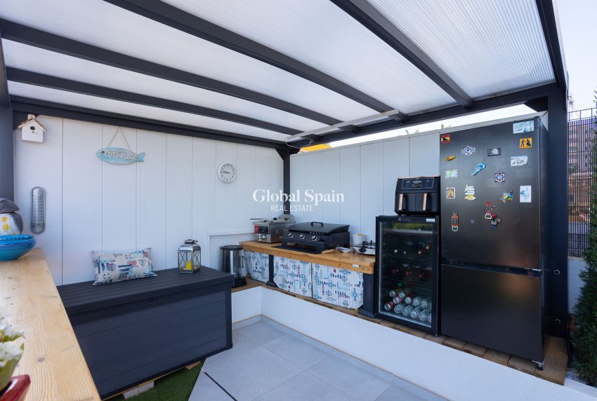 Venta - APARTAMENTO -
TORREVIEJA - Costa Blanca