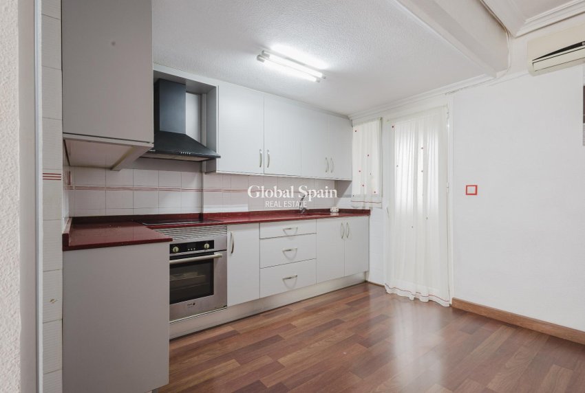 Venta - APARTAMENTO -
TORREVIEJA - Costa Blanca