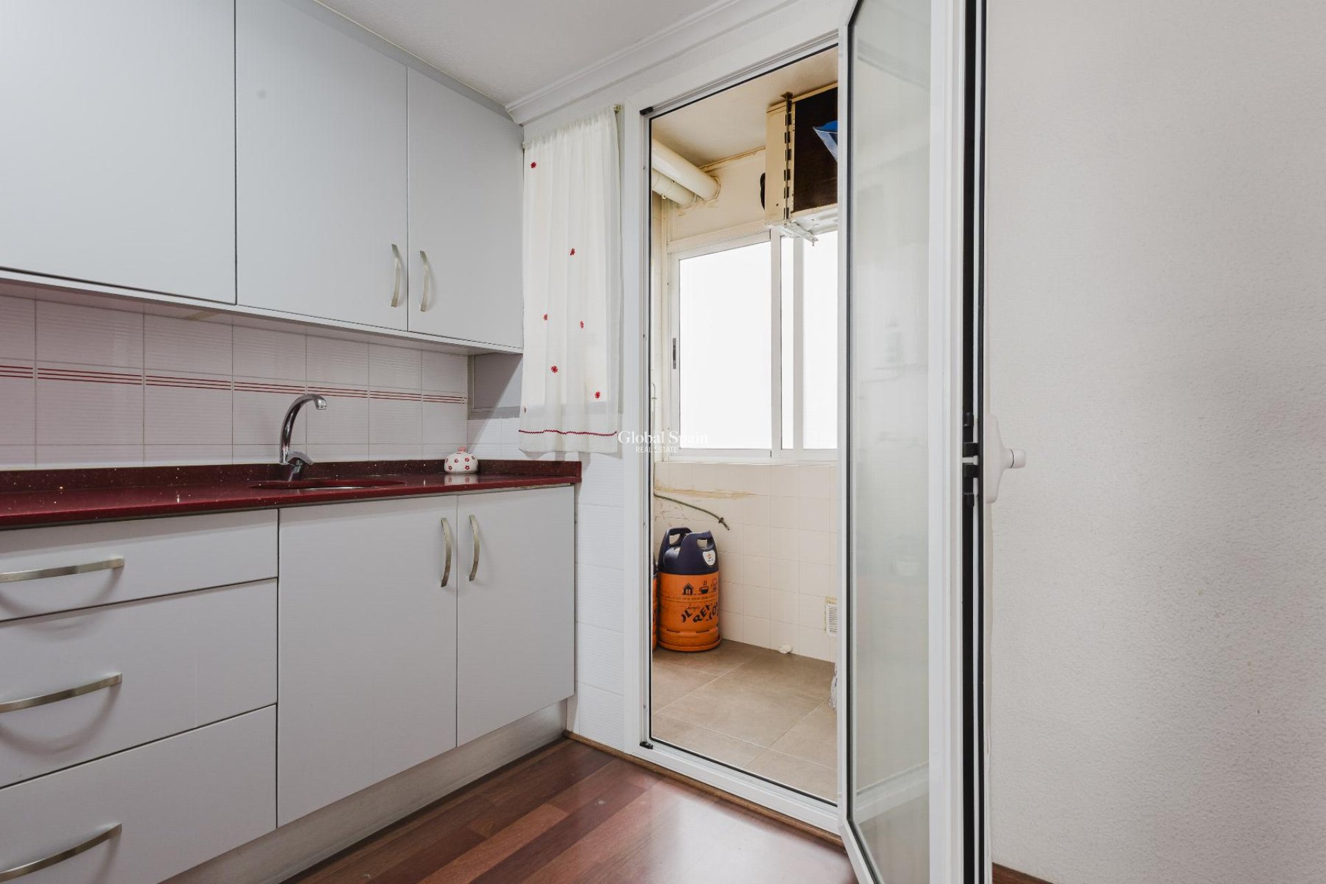 Venta - APARTAMENTO -
TORREVIEJA - Costa Blanca