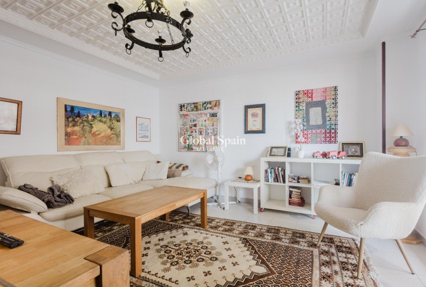 Venta - APARTAMENTO -
TORREVIEJA - Costa Blanca