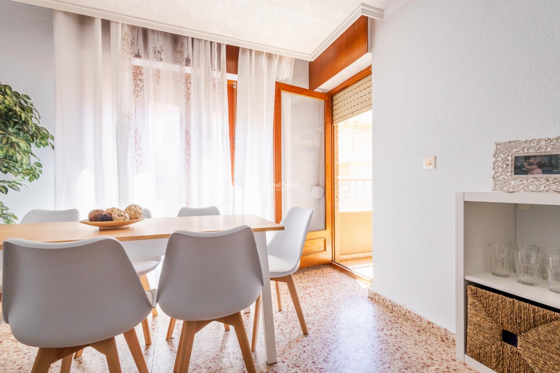 Venta - APARTAMENTO -
TORREVIEJA - Costa Blanca