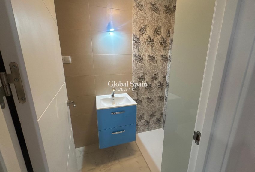 Venta - APARTAMENTO -
TORREVIEJA - Costa Blanca
