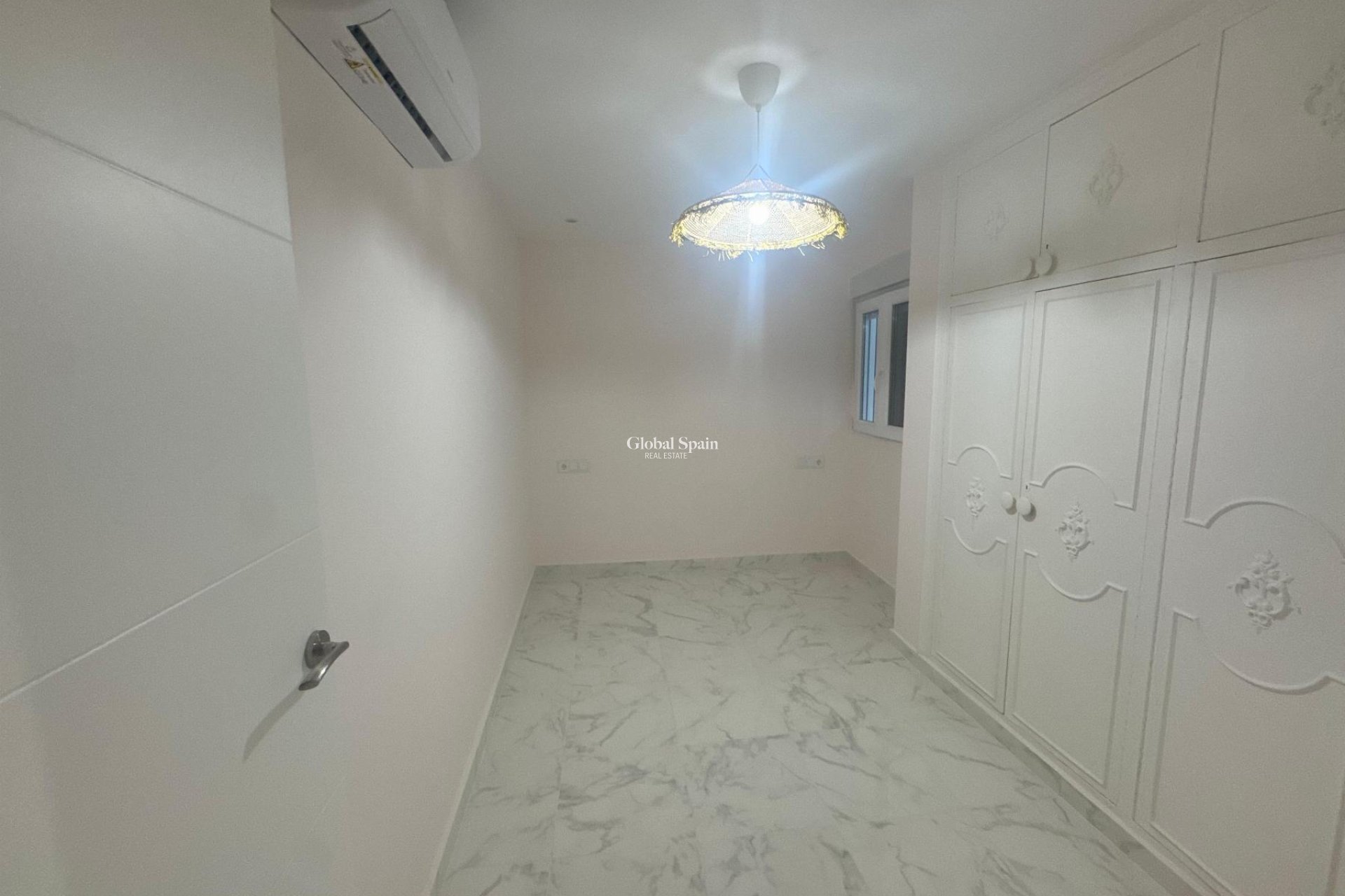 Venta - APARTAMENTO -
TORREVIEJA - Costa Blanca