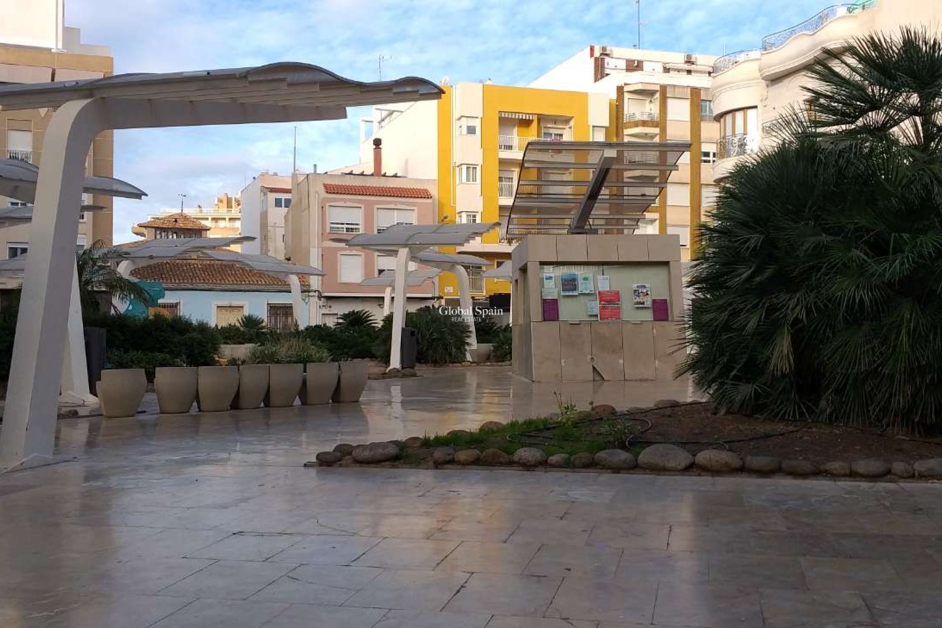 Venta - APARTAMENTO -
TORREVIEJA - Costa Blanca