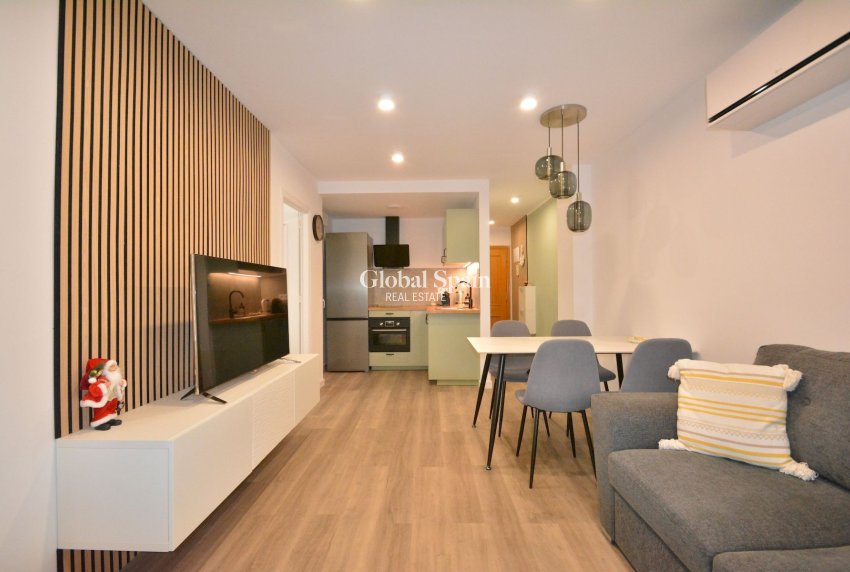 Venta - APARTAMENTO -
TORREVIEJA - Costa Blanca